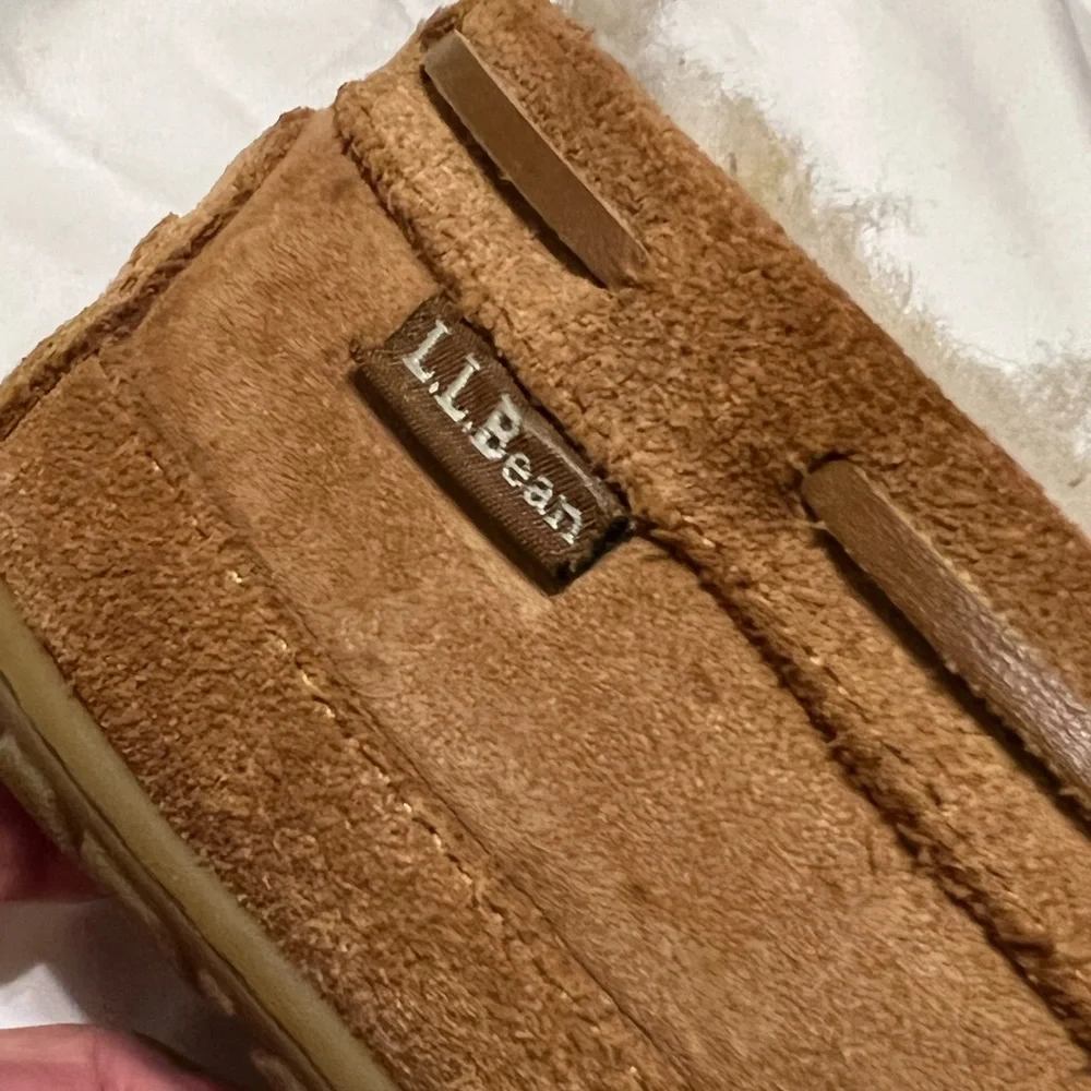SOLD!! Ladies Sz 7 LL Bean Wicked Good Sheep Shearling Moccasin Slippers - Picture 7 of 16